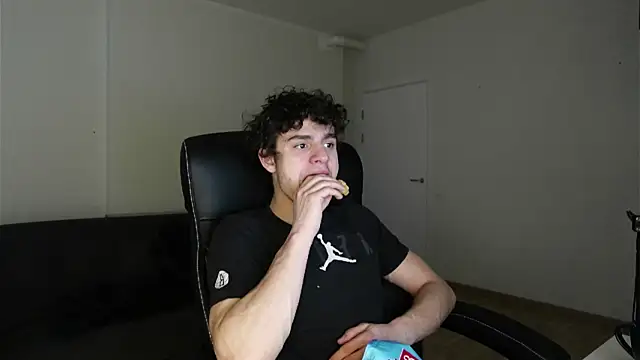 Snapshot of Brad_Holloway chatting on 15, 1, 2026 Brad Holloway online show from 15, 1, 2026