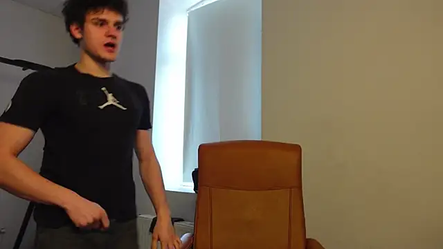 Snapshot of Brad_Holloway chatting on 12, 3, 2026 Brad Holloway online show from 12, 3, 2026