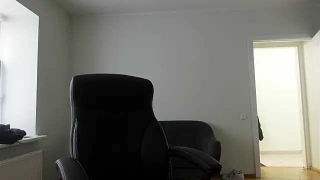 Snapshot of Brad_Holloway chatting on 20, 3, 2026 Brad Holloway online show from 20, 3, 2026