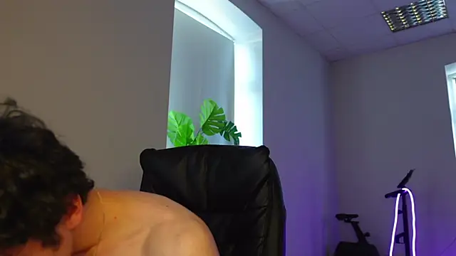 Snapshot of Brad_Holloway chatting on 1, 4, 2026 Brad Holloway online show from 1, 4, 2026