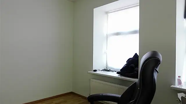 Snapshot of Brad_Holloway chatting on 8, 4, 2026 Brad Holloway online show from 8, 4, 2026