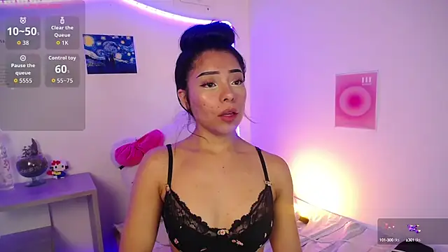 Emilybutterfly1 online show from 28, 9, 2025