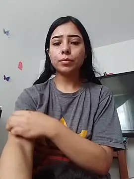 Emilybutterfly1 online show from 24, 10, 2025