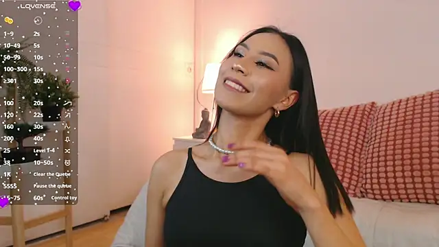 Valen ross  online show from 17, 9, 2025