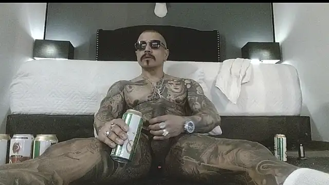 Snapshot of danilog515 chatting on 4, 11, 2025 danilog515 online show from 4, 11, 2025