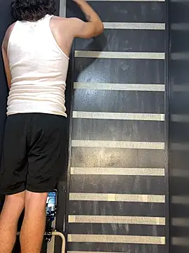 bwcizThrobbing online show from 22, 12, 2025