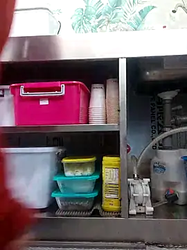 emiliemilf online show from 17, 10, 2025