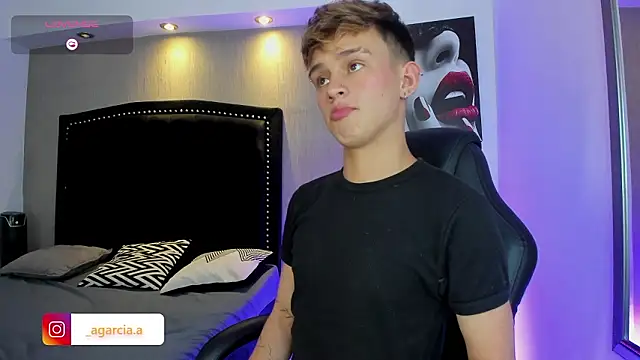 LiamWildx20 online show from 28, 3, 2026