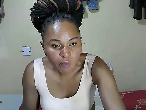 Creamy-Aisha online show from 20, 10, 2025