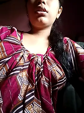 Snapshot of adrija94 chatting on 19, 12, 2025 adrija94 online show from 19, 12, 2025