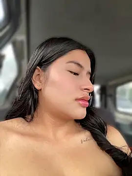 Snapshot of andrea_gomes_ chatting on 11, 4, 2026 andrea gomes online show from 11, 4, 2026