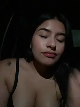 Snapshot of andrea_gomes_ chatting on 19, 4, 2026 andrea gomes online show from 19, 4, 2026