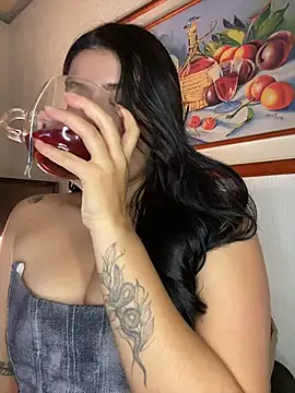 Snapshot of andrea_gomes_ chatting on 26, 6, 2026 andrea gomes online show from 26, 6, 2026