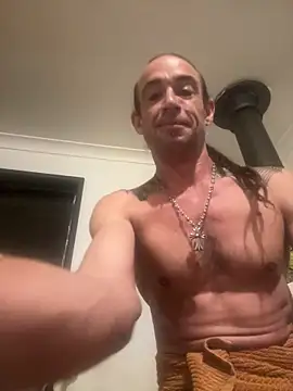 mastertittiefkr online show from 4, 11, 2025