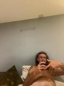 Coco-sarli online show from 4, 12, 2025