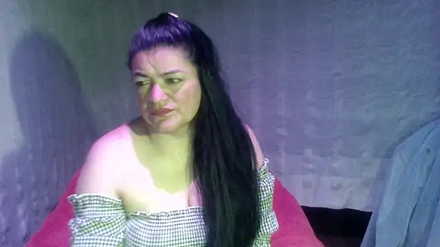 Snapshot of sexy_camy1 chatting on 27, 4, 2026 sexy camy1 online show from 27, 4, 2026