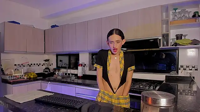 peachandtyron  online show from 25, 11, 2025