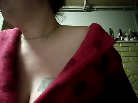 Snapshot of mimi19820 chatting on 27, 3, 2026 mimi19820 online show from 27, 3, 2026