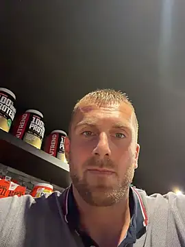 Snapshot of trainwithme chatting on 30, 5, 2026 trainwithme online show from 30, 5, 2026
