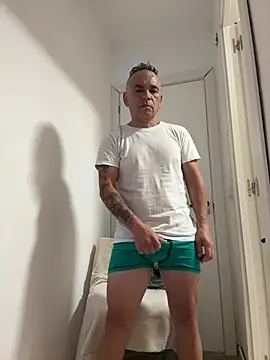 Snapshot of mateocali25 chatting on 7, 7, 2026 mateocali25 online show from 7, 7, 2026