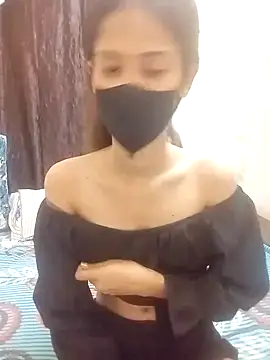 Snapshot of LOVE_BUG1 chatting on 19, 3, 2025 LOVE BUG1 online show from 19, 3, 2025