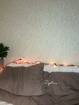 Ariana Sanderss online show from 21, 12, 2025