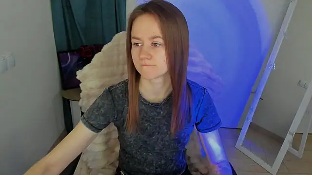 Catherine e online show from 3, 12, 2025