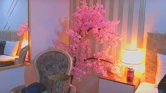 angelinarouse  online show from 14, 2, 2026