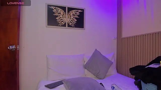 Snapshot of sharonscoth chatting on 25, 4, 2026 sharonscoth online show from 25, 4, 2026