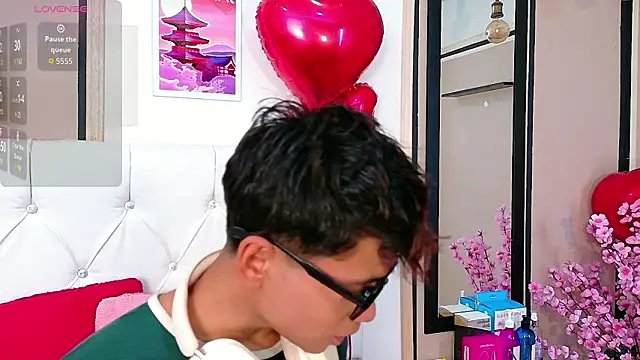 Ethan Westt online show from 9, 3, 2026