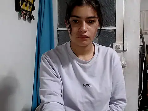 AlanaHotxx online show from 17, 10, 2025