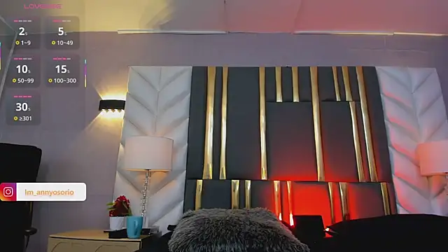 Snapshot of SaraJonness chatting on 30, 9, 2025 SaraJonness online show from 30, 9, 2025