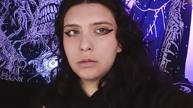 mikaskullcs online show from 7, 10, 2025