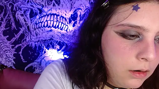 mikaskullcs online show from 16, 10, 2025