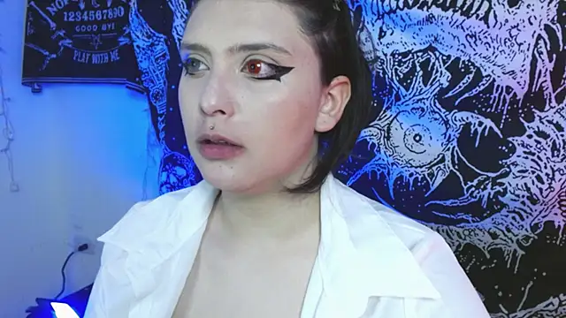 Snapshot of mikaskullcs chatting on 7, 3, 2026 mikaskullcs online show from 7, 3, 2026