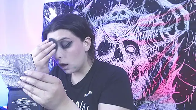 Snapshot of mikaskullcs chatting on 14, 4, 2026 mikaskullcs online show from 14, 4, 2026