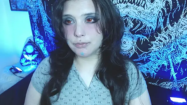 Snapshot of mikaskullcs chatting on 15, 4, 2026 mikaskullcs online show from 15, 4, 2026