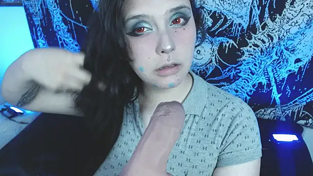 Snapshot of mikaskullcs chatting on 15, 4, 2026 mikaskullcs online show from 15, 4, 2026