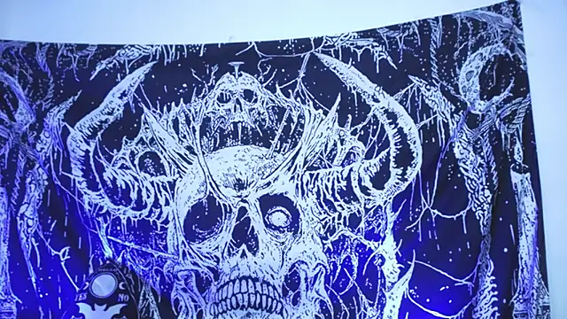 Snapshot of mikaskullcs chatting on 21, 4, 2026 mikaskullcs online show from 21, 4, 2026