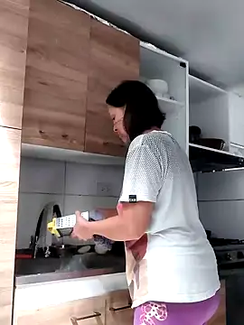 Amadamilf1980 online show from 27, 2, 2026