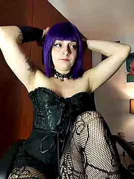 KARINNA  RAVEN online show from 11, 9, 2025