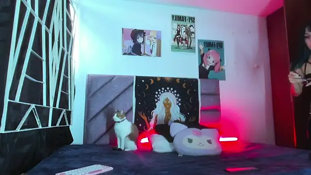 KARINNA  RAVEN online show from 20, 11, 2025