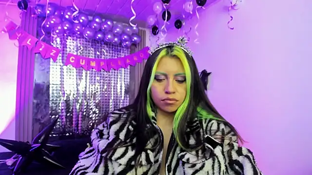 Snapshot of midory_ chatting on 29, 10, 2025 midory online show from 29, 10, 2025