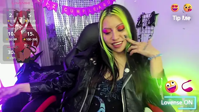 Snapshot of midory_ chatting on 31, 10, 2025 midory online show from 31, 10, 2025