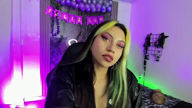 Snapshot of midory_ chatting on 29, 11, 2025 midory online show from 29, 11, 2025