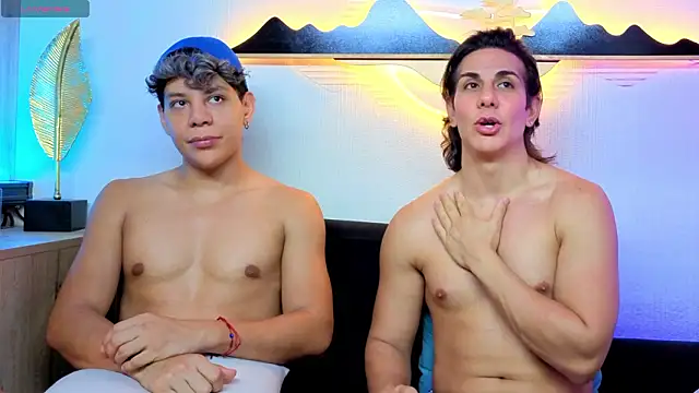 Snapshot of Almiboys chatting on 6, 3, 2026 Almiboys online show from 6, 3, 2026