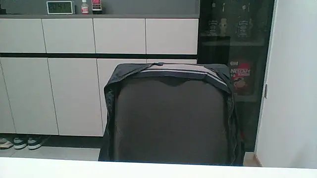 Snapshot of nole_china7 chatting on 15, 12, 2025 nole china7 online show from 15, 12, 2025