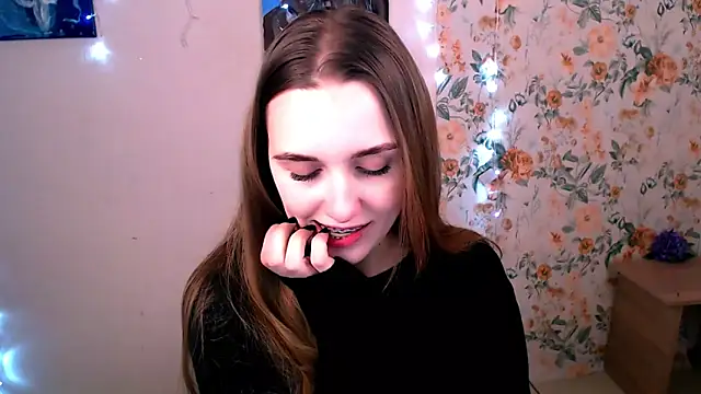 Snapshot of Doll_Angelina chatting on 1, 2, 2026 Doll Angelina online show from 1, 2, 2026