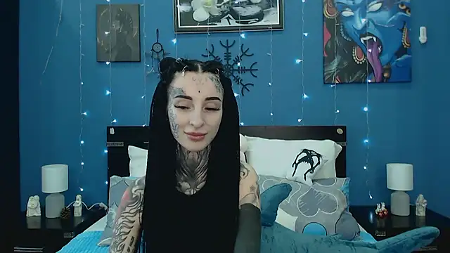 Snapshot of Velvetbat chatting on 20, 4, 2026 Velvetbat online show from 20, 4, 2026