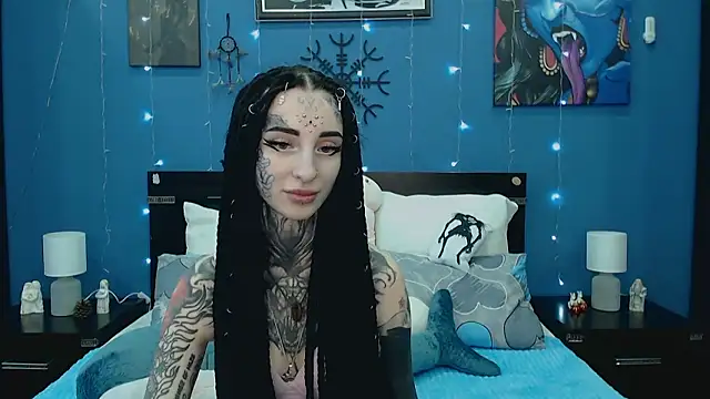 Snapshot of Velvetbat chatting on 26, 4, 2026 Velvetbat online show from 26, 4, 2026